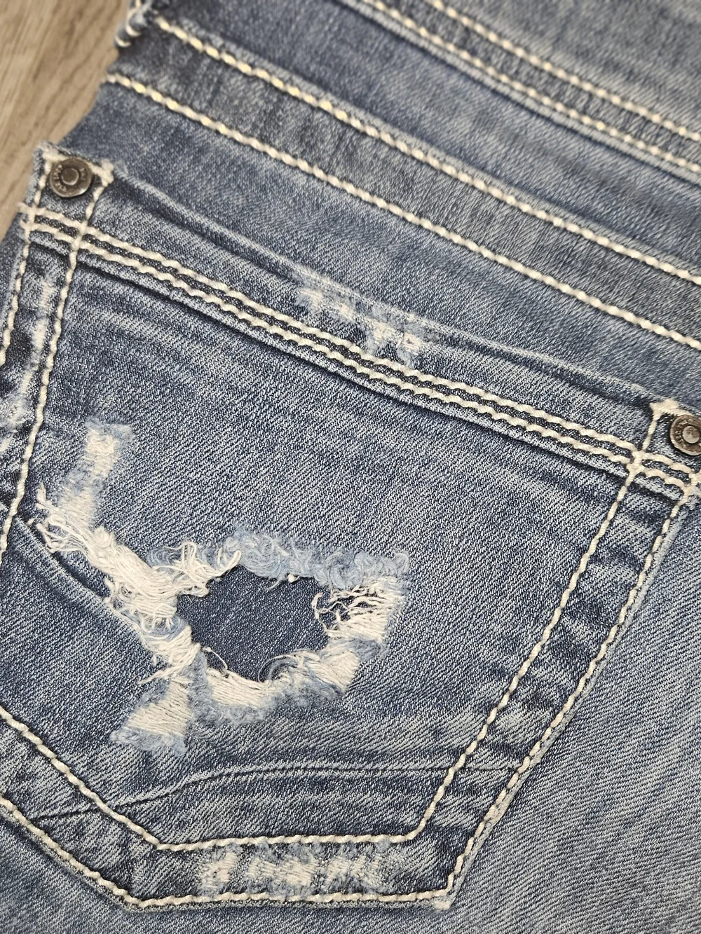BKEdenim Sabrina Women's Bootcut Jeans - Medium Wash Blue - Picture 7 of 7
